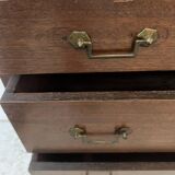 Commode de style Louis XVI en chêne massif XIX siècle