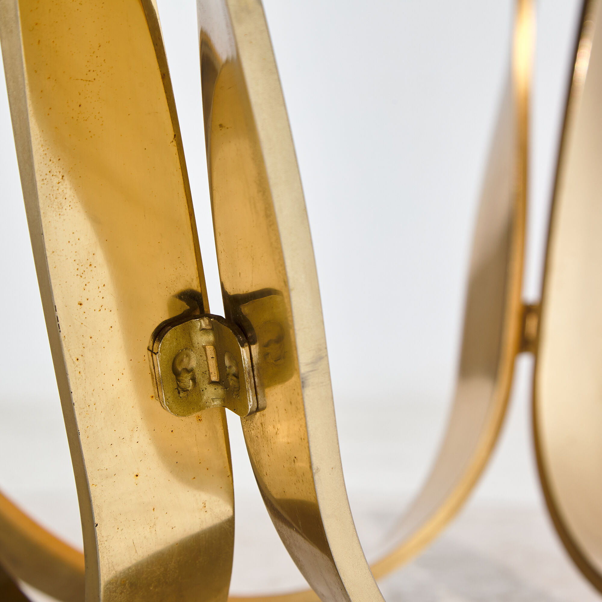 Brass coffee table by Roger Sprunger for Dunbar