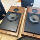 Triphonic coffee table • TR800 3A and its 2 speakers