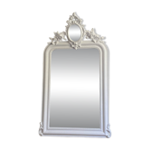 Late 19th-century mirror with a decorated pediment. 112x66.