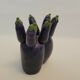6 couteaux + leur support en forme de légume aubergine
