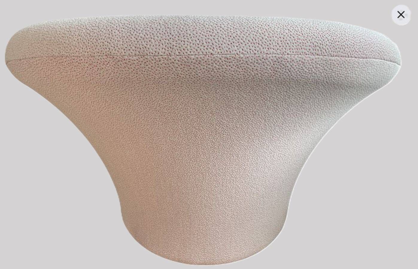 Mushroom Armchair F560 (Pierre Paulin / Artifort) – New Exhibition Condition