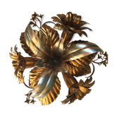 Flower wall light in golden metal, 70s