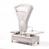 Vintage brocante scale