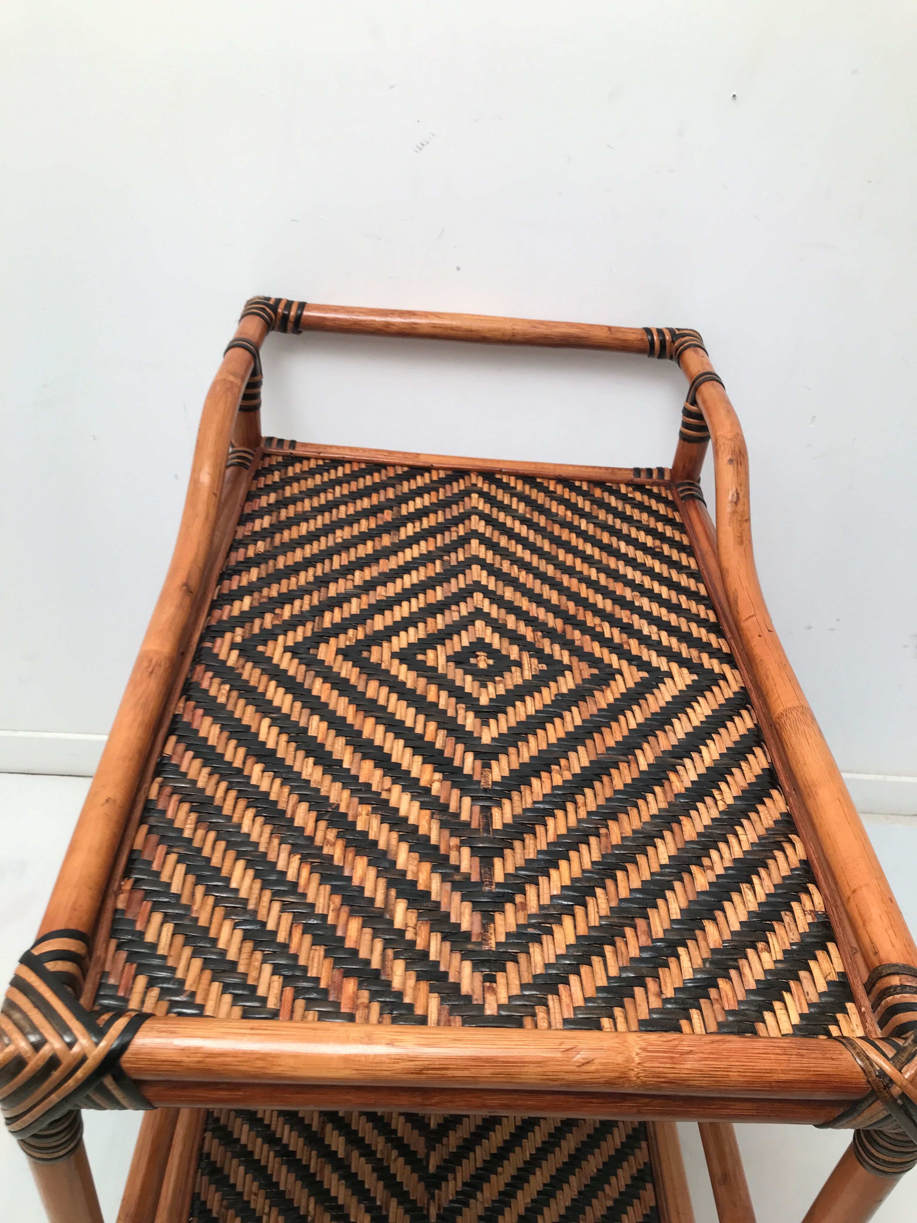 Dessert in rattan bamboo vintage cannage