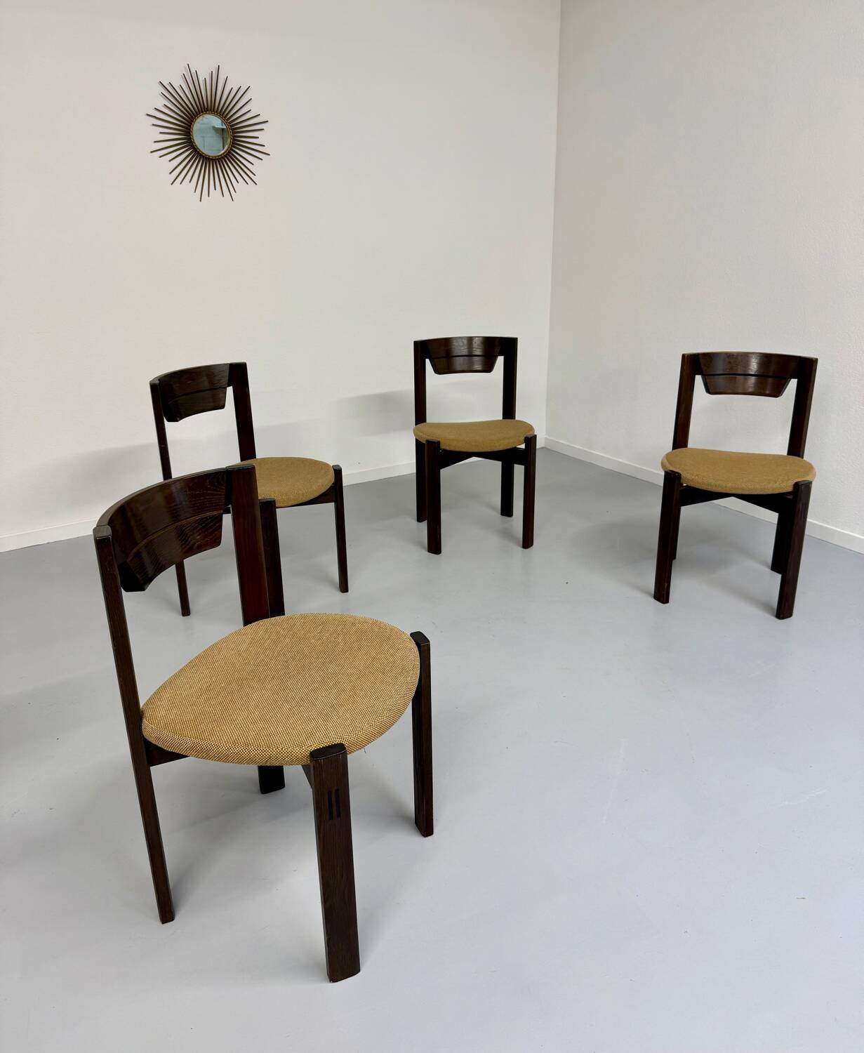 Set of 4 Girsberger Scandinavian style chairs from the 80s, vintage wood