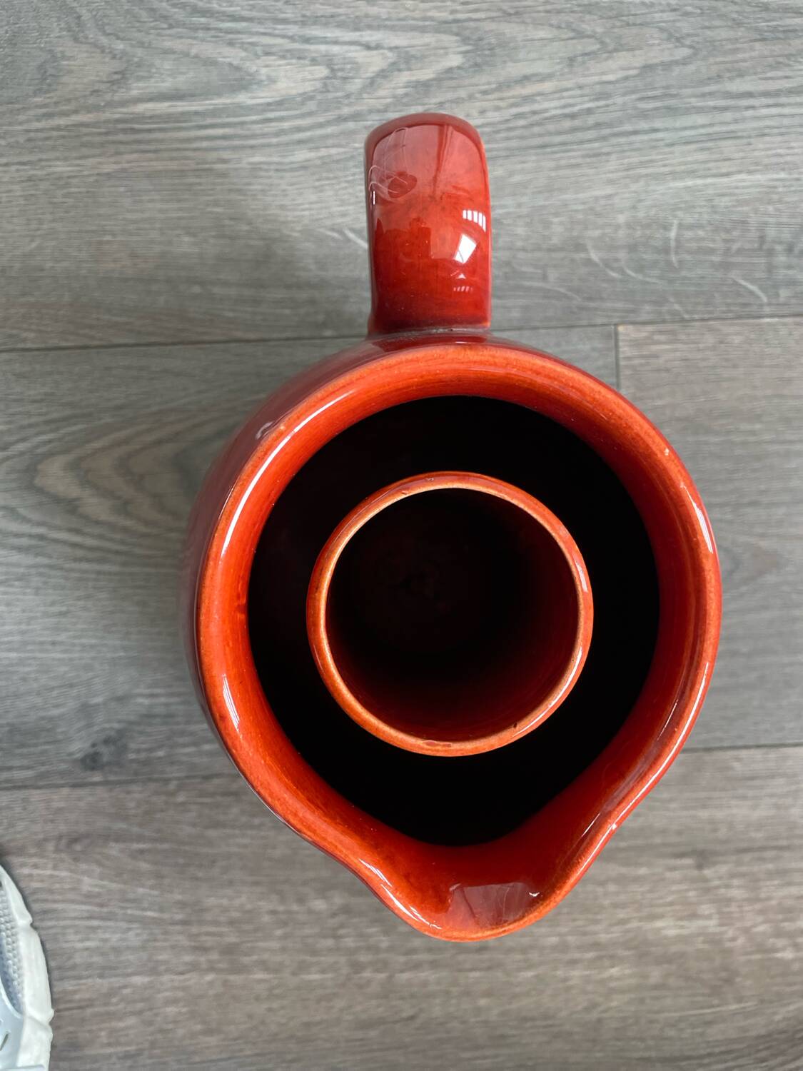 Pichet en grès émaillé signé B. Biot –