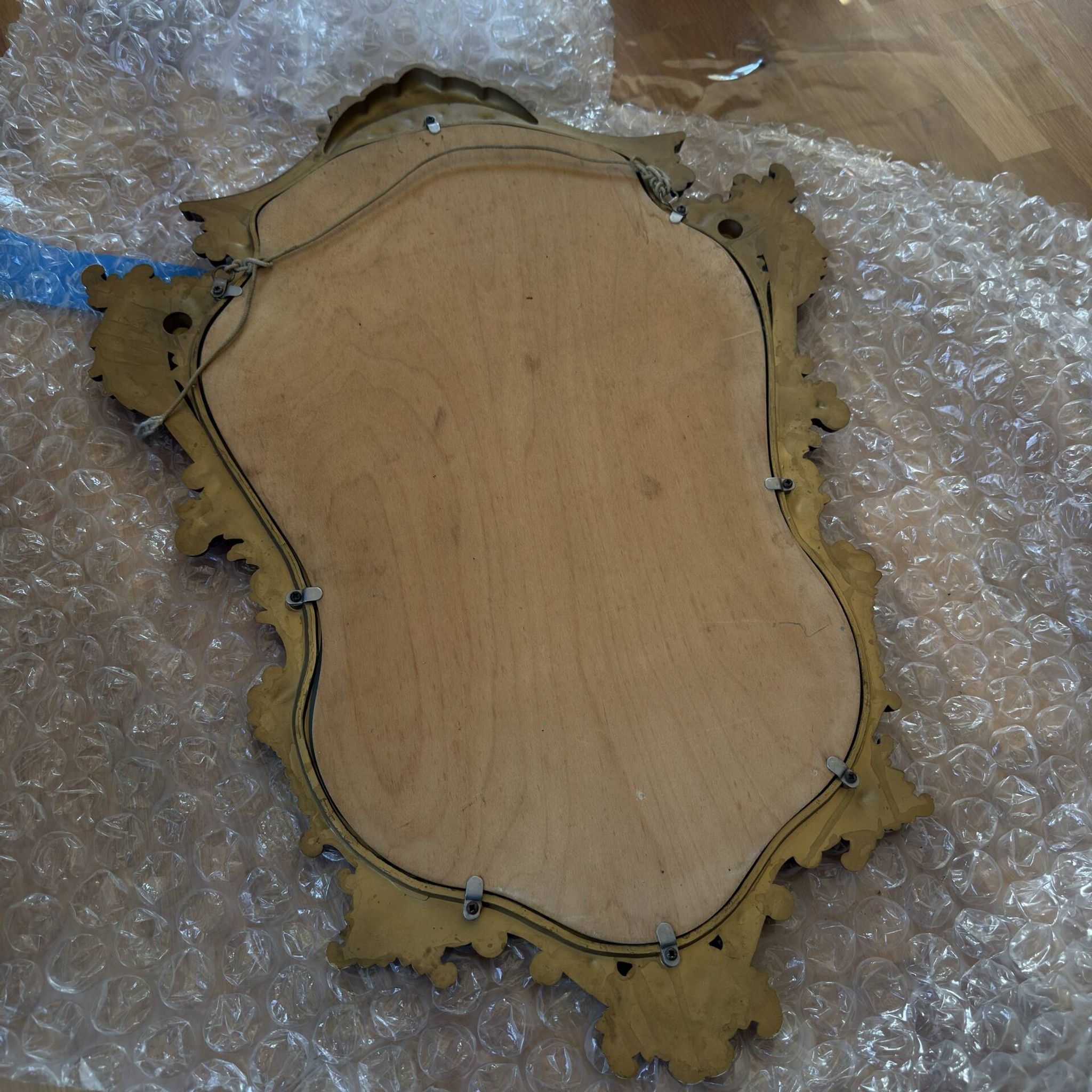 Miroir ancien style Louis XV Rocaille avec cadre sculpté