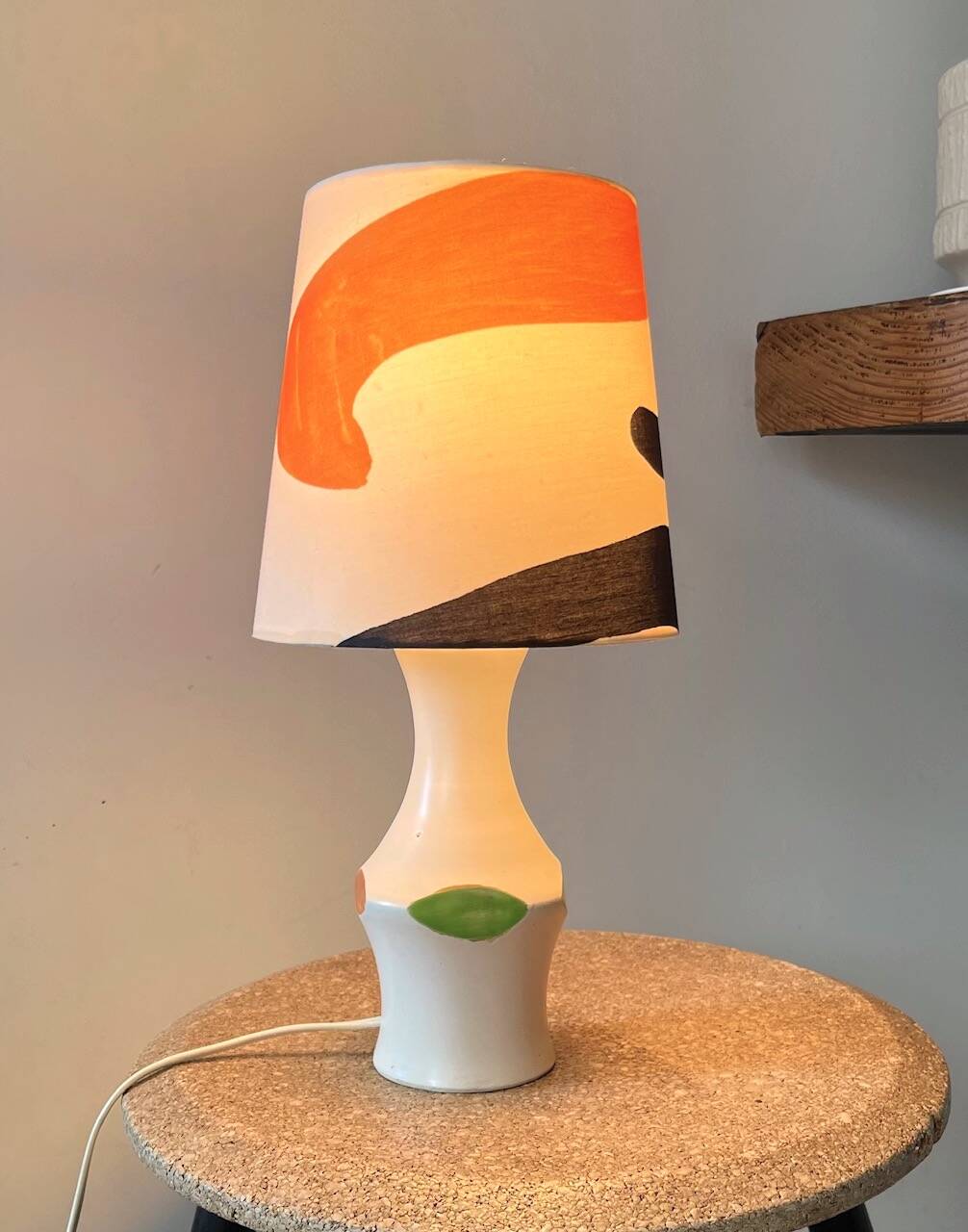 Vintage white ceramic lamp - 1950s / 1960s - Handmade lampshade.