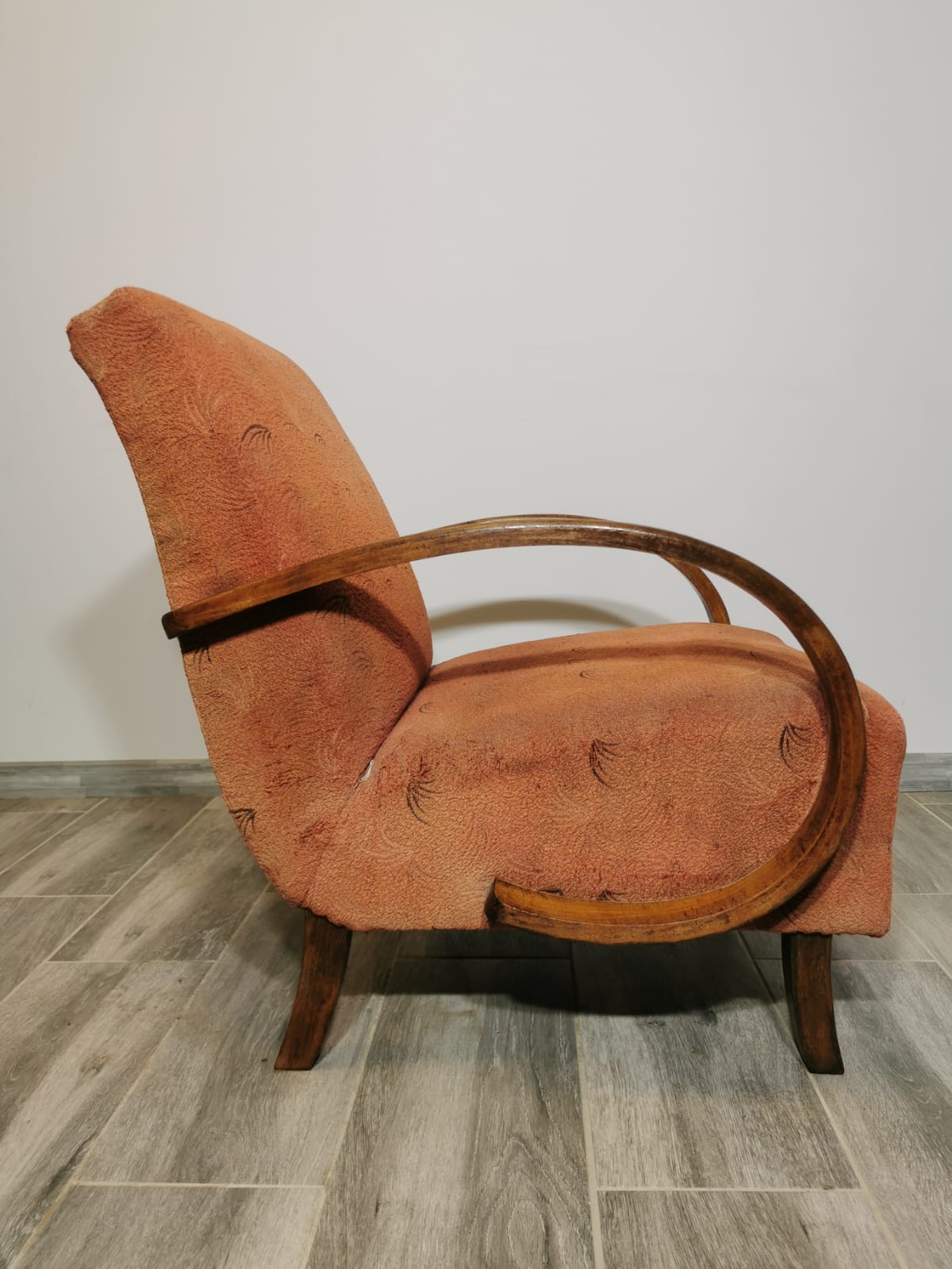 Armchair by Jindřich Halabala