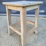 Vintage stool with grip