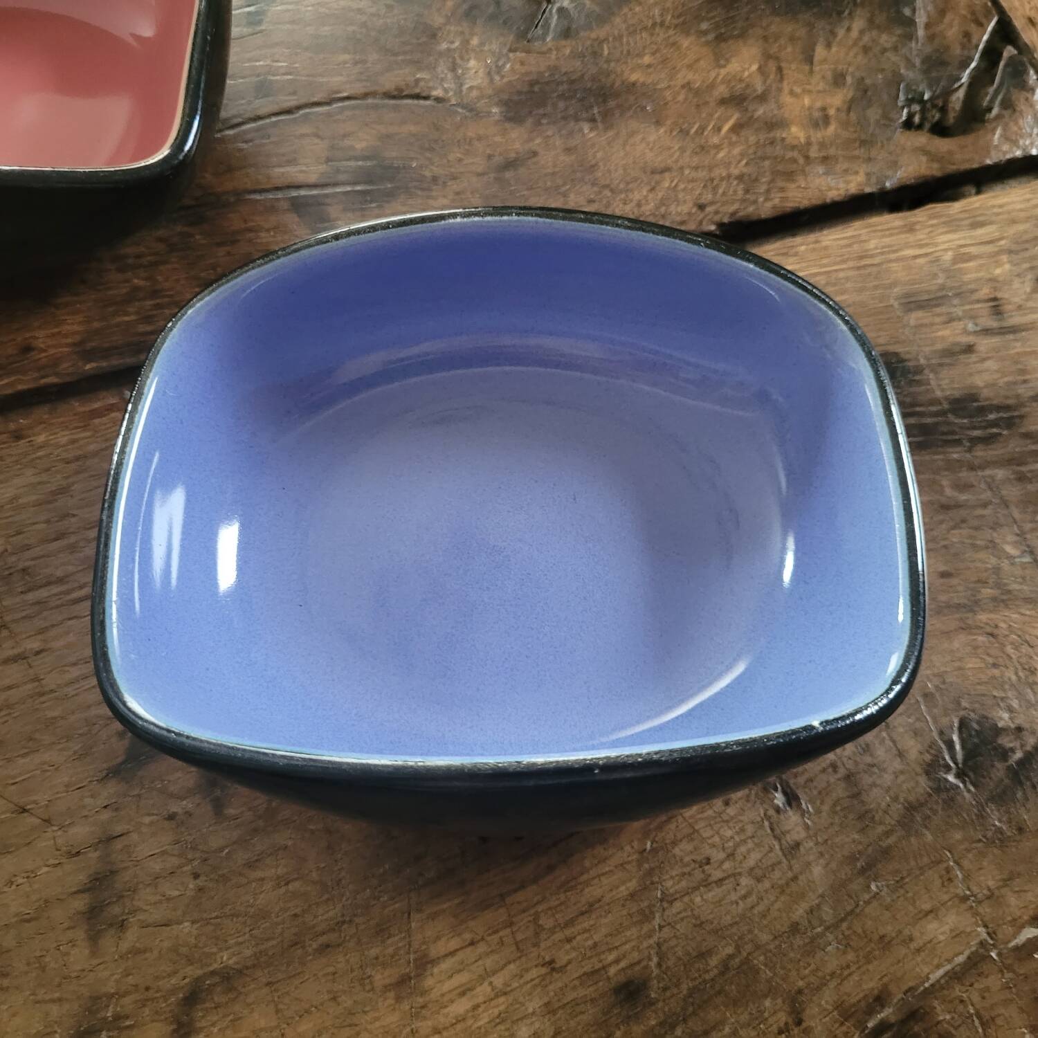 Paire de coupelles en céramique émaillée bicolore, années 1970