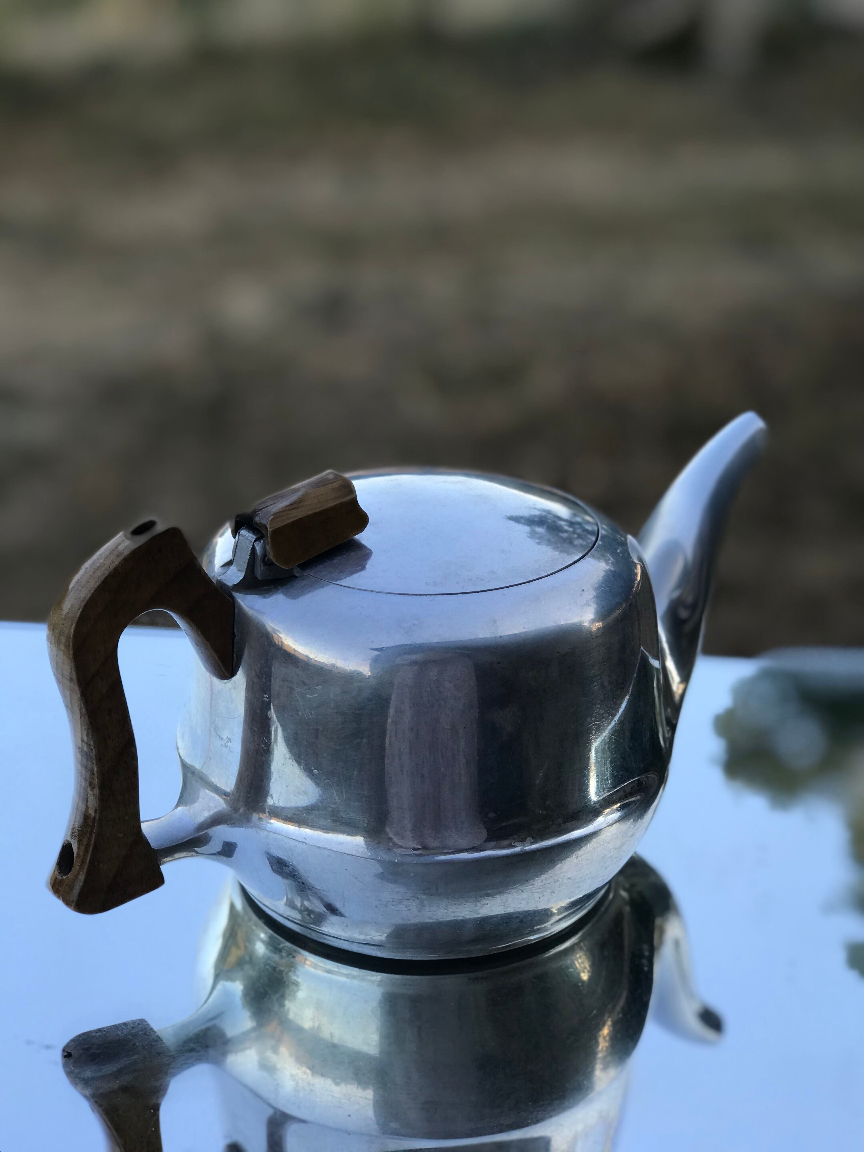 English teapot hotel