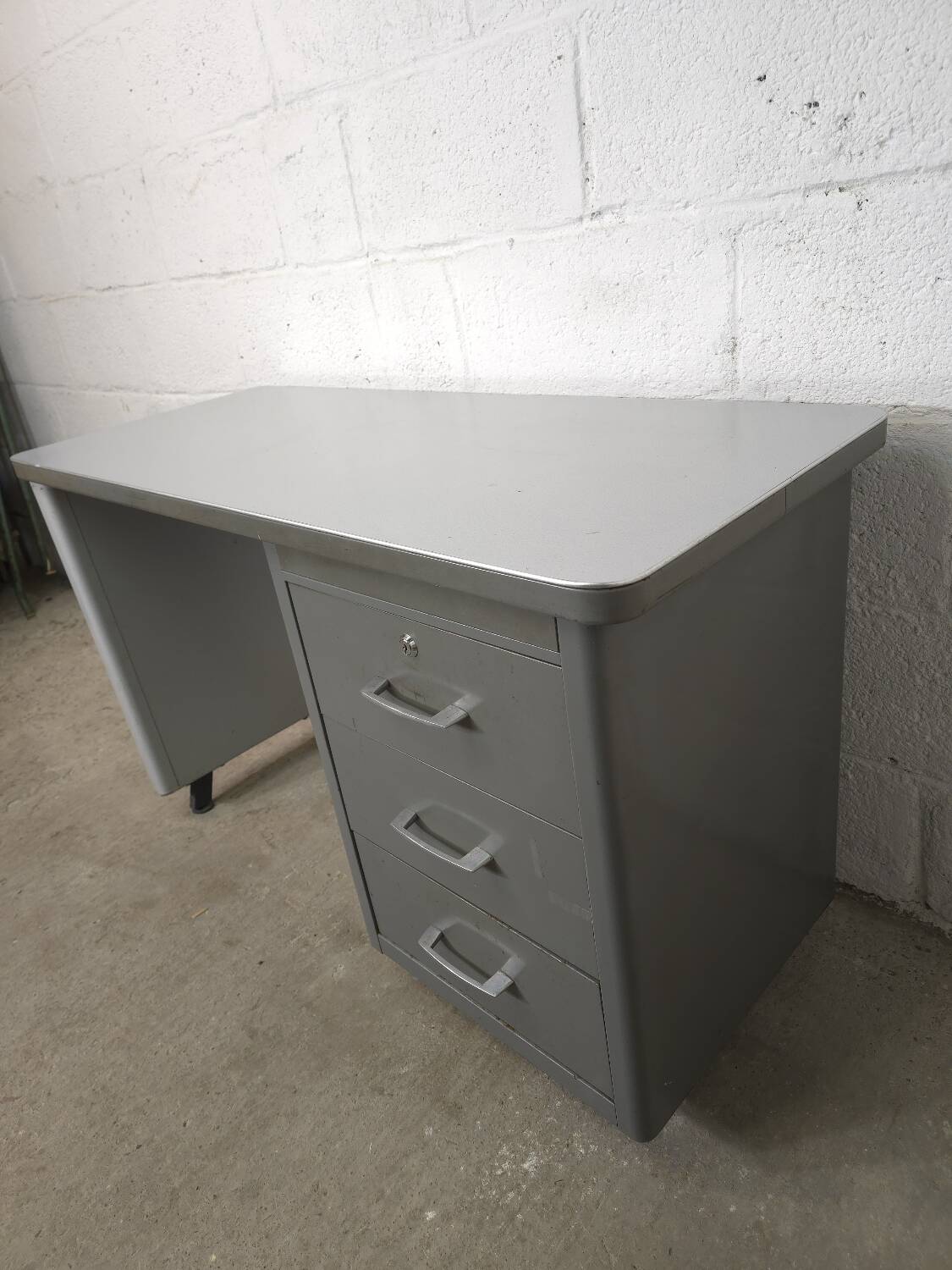 Small Ronéo desk 1970