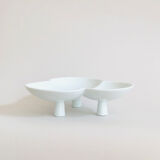 Tray on porcelain stand