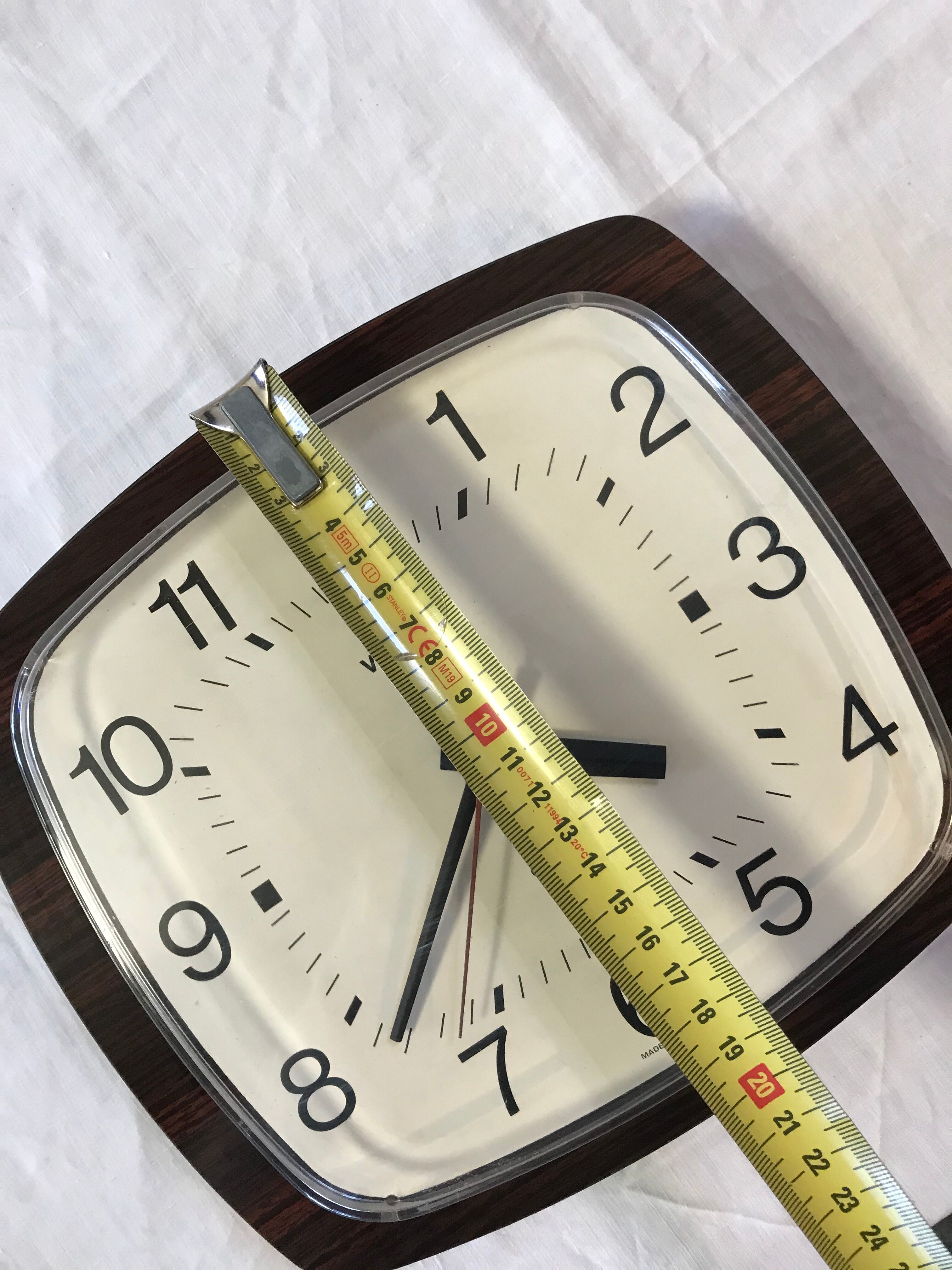 Vintage Formica Wall Clock Featured