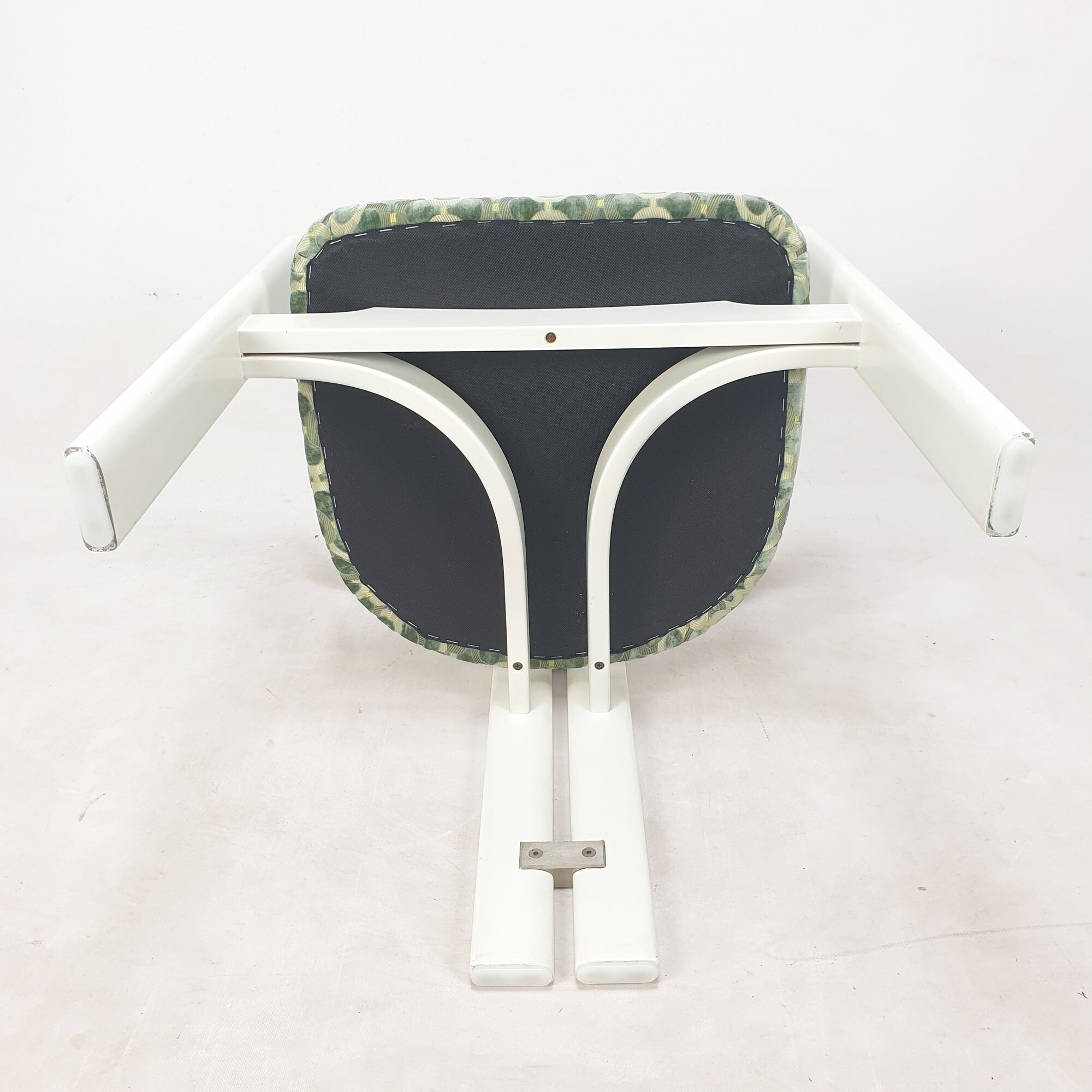 Augusto Savini for Pozzi Set of Four 'Pamplona' Chairs, Italy 1970's