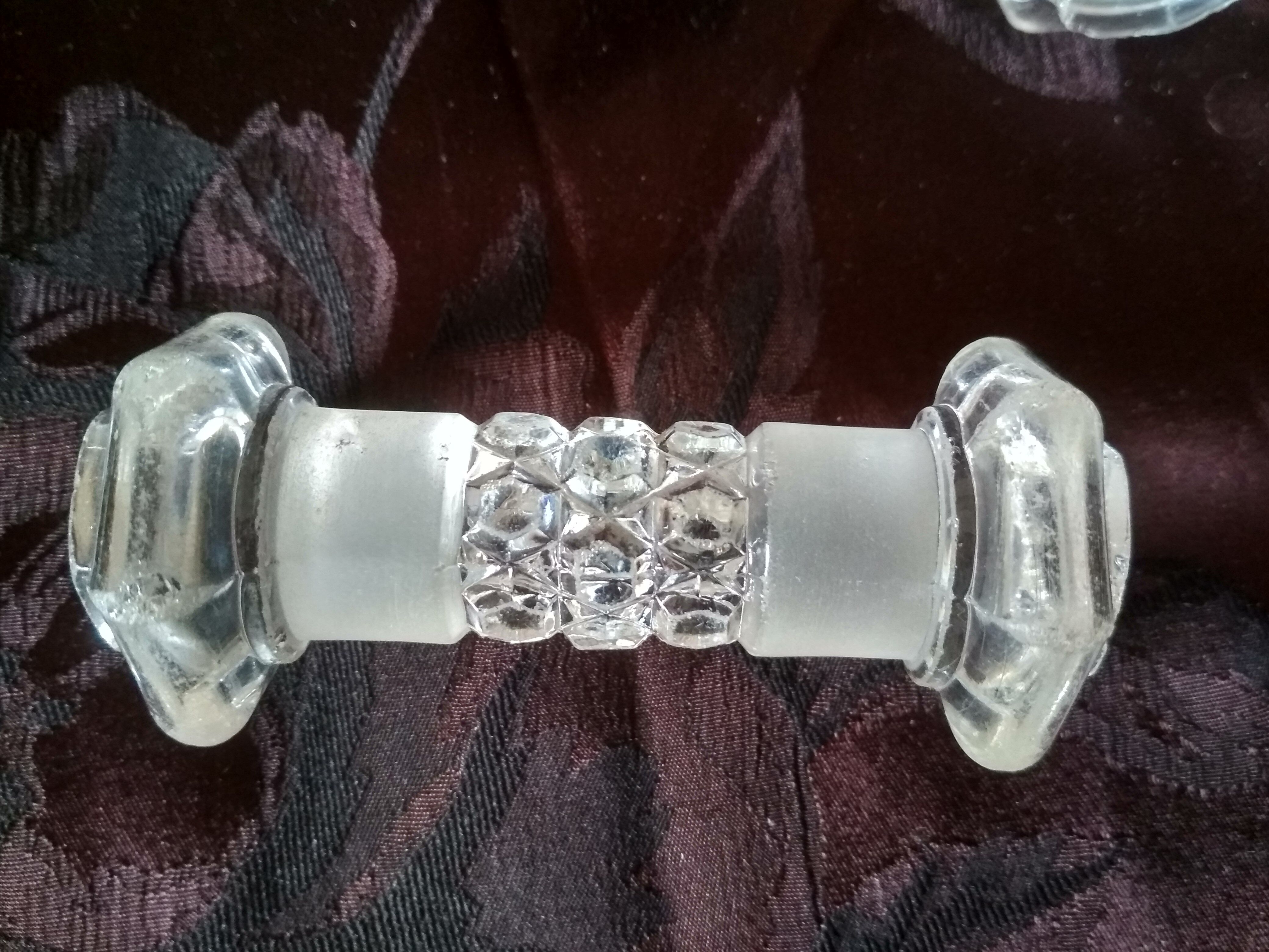 5 cut crystal knife holders