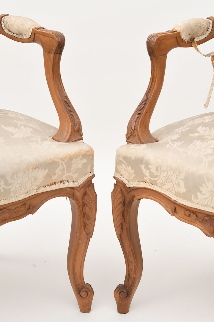 Mobilier de salon de style Louis XV
