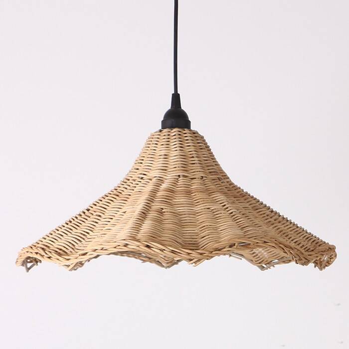 Rattan pendant light