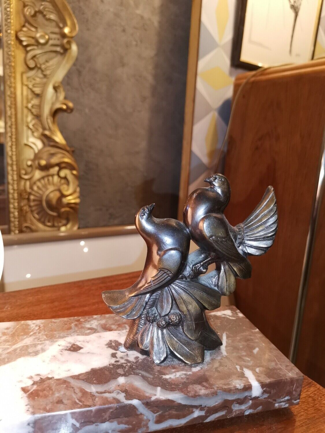 Art deco bedside lamp decorated with doves