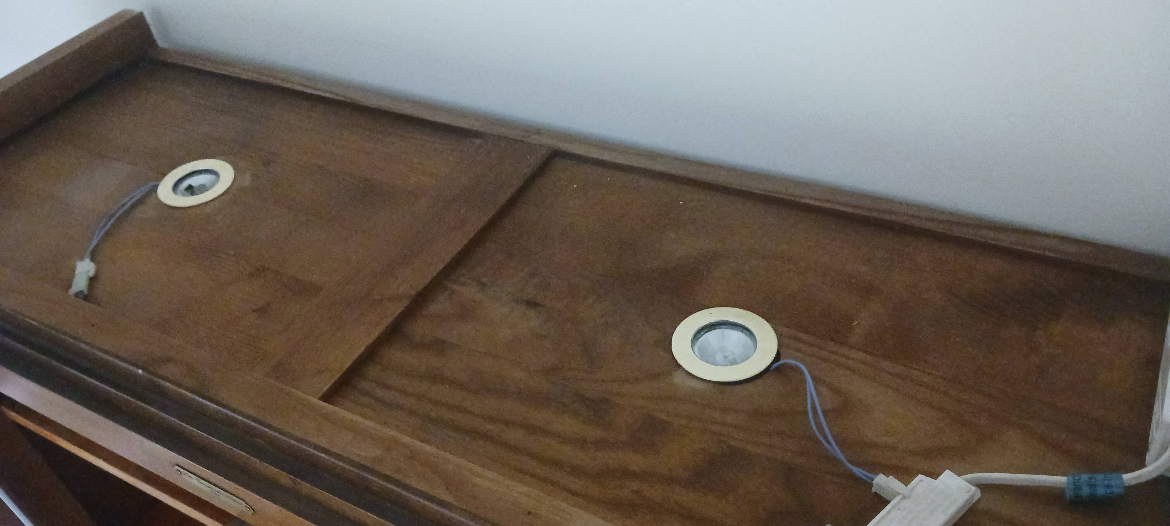 Roche Bobois Library