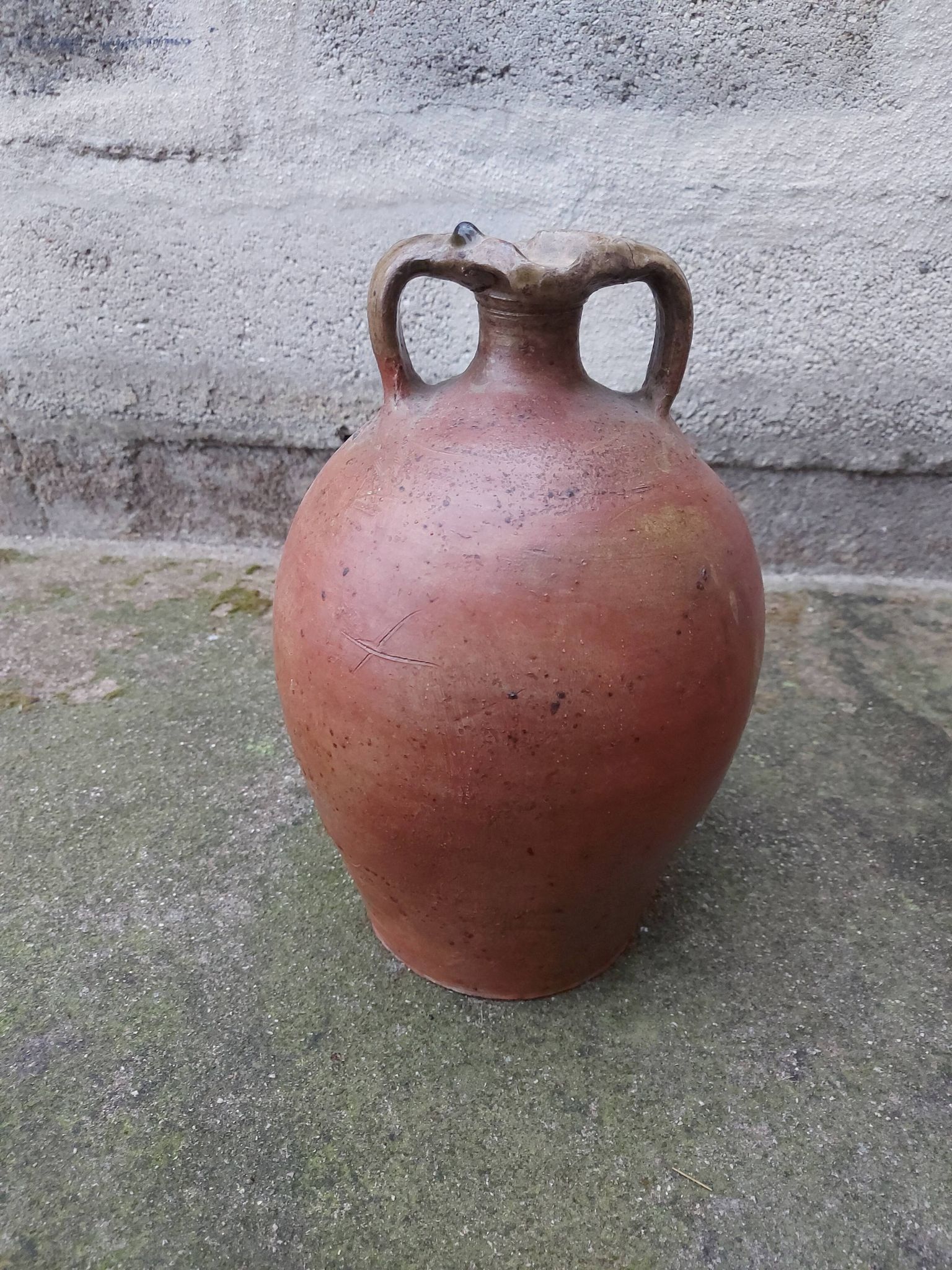Cruche jarre à huile en terre cuite