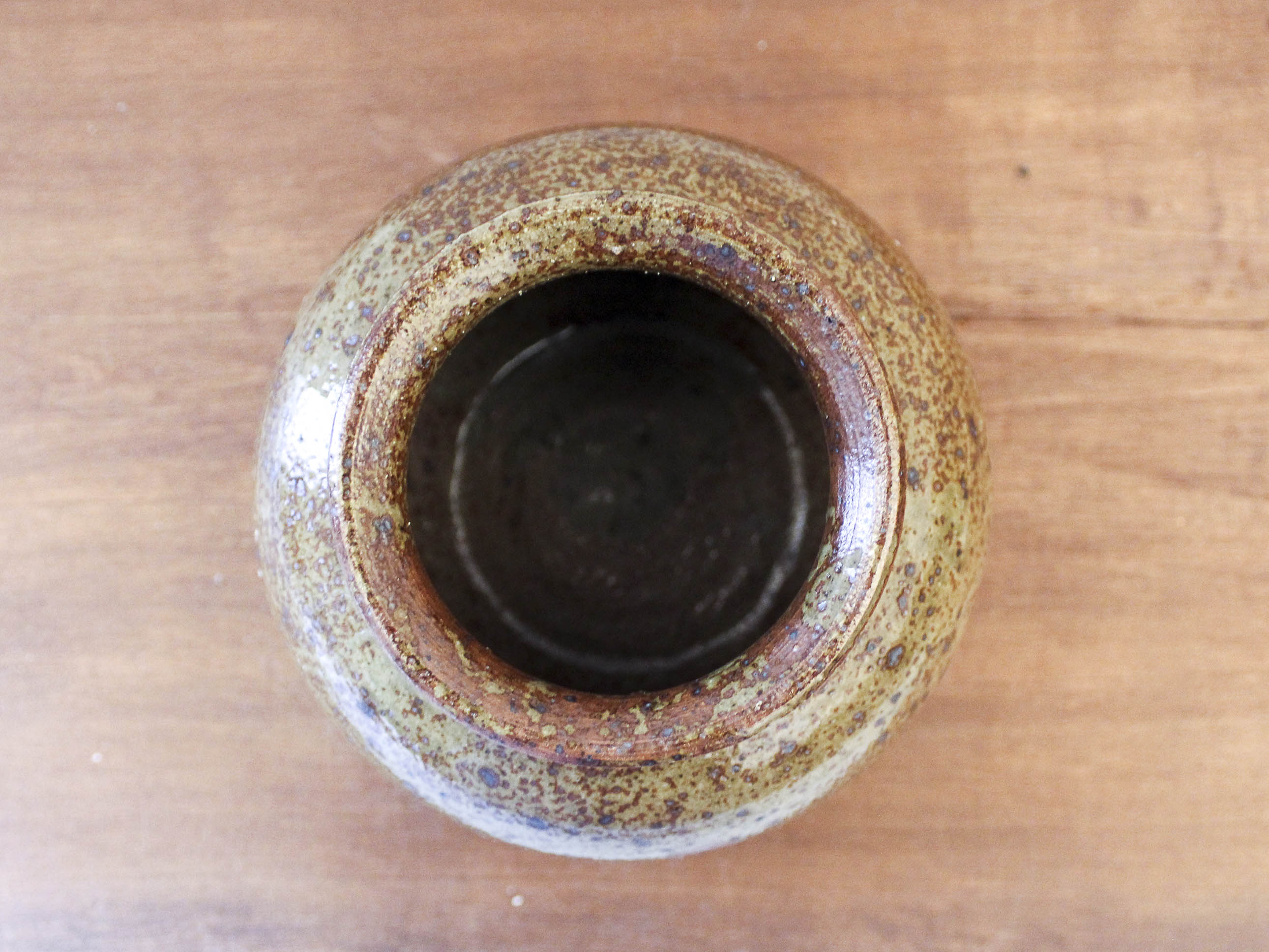 Berry pyrite stoneware vase 70s
