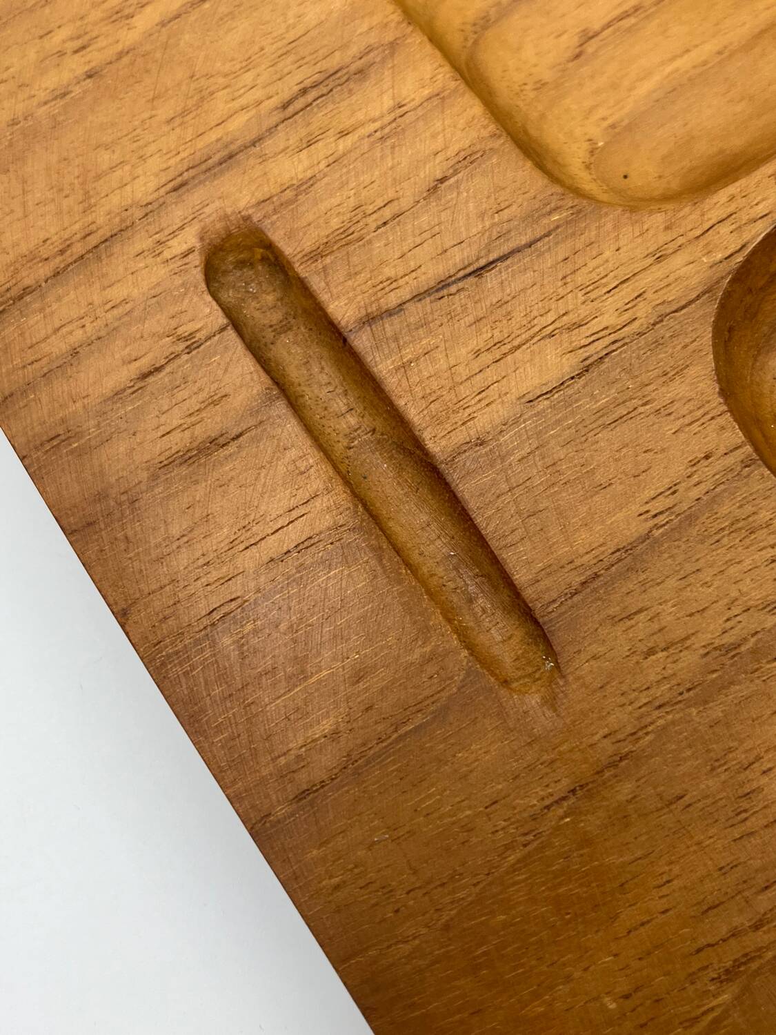 Solid wood aperitif dish