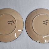 Pair of Henriot Quimper plates, Soulac decoration, signed, 1973, 18 cm