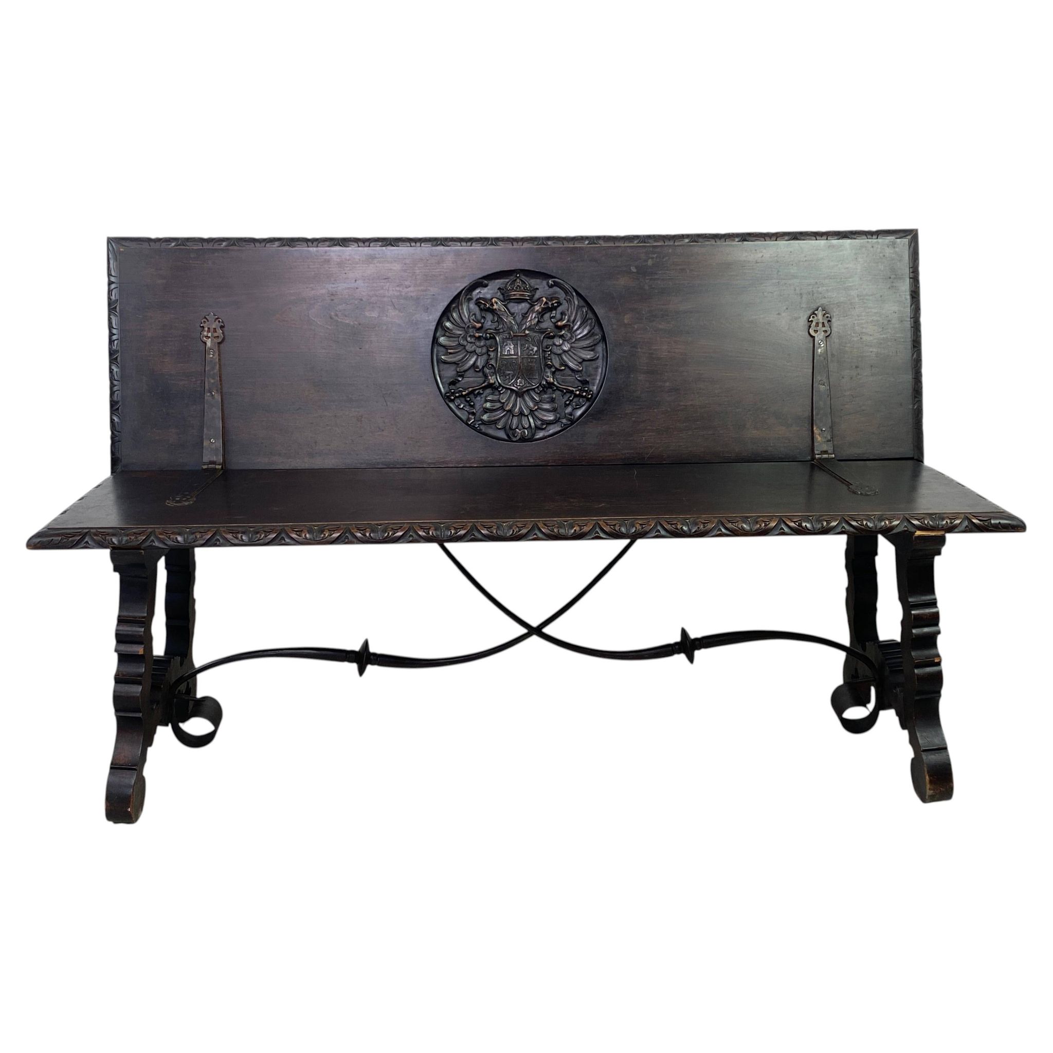 Banc en châtaignier et fer sculpté de la Renaissance espagnole du XIXe siècle