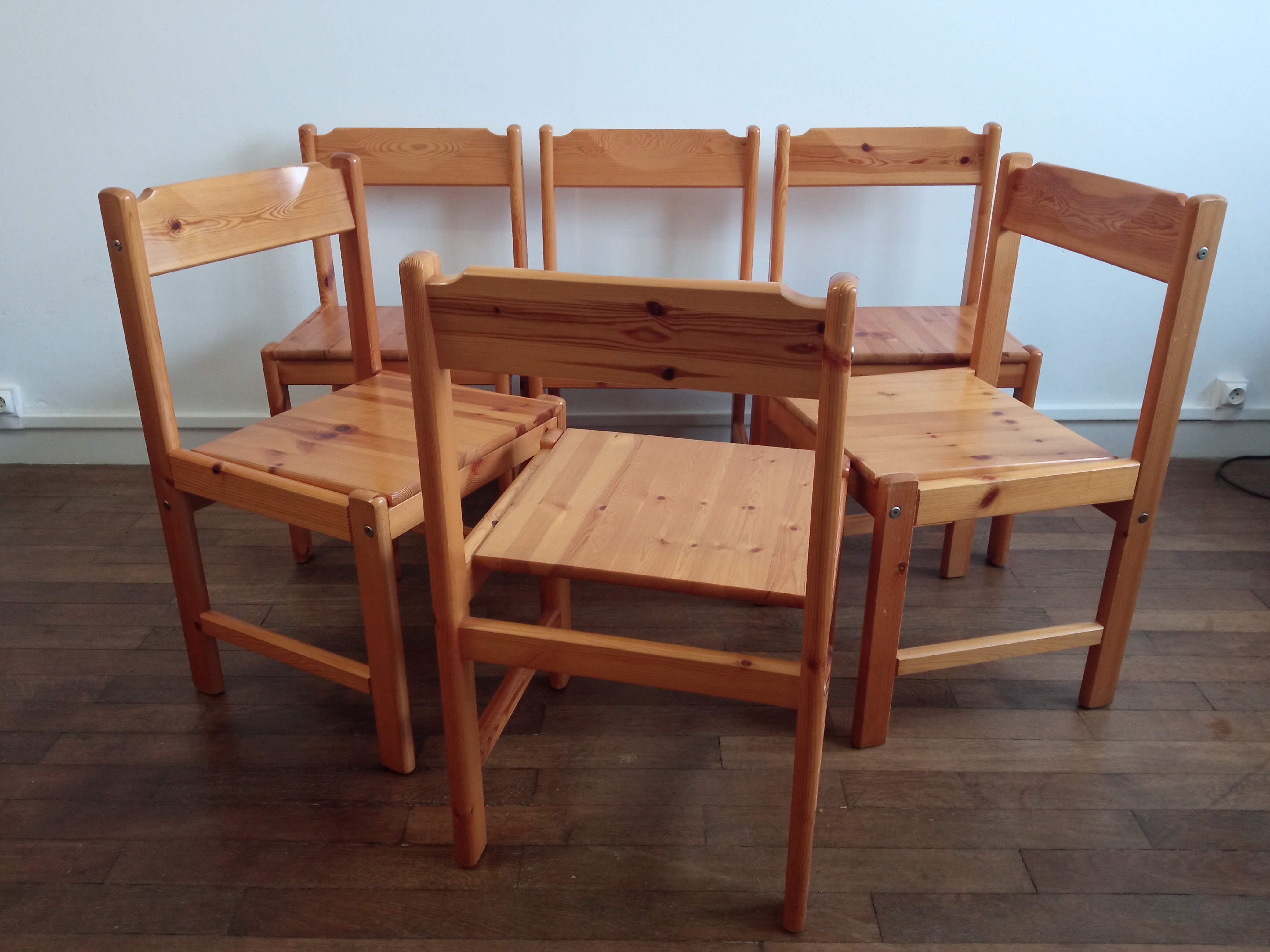 Series of 6 pine chairs 1980