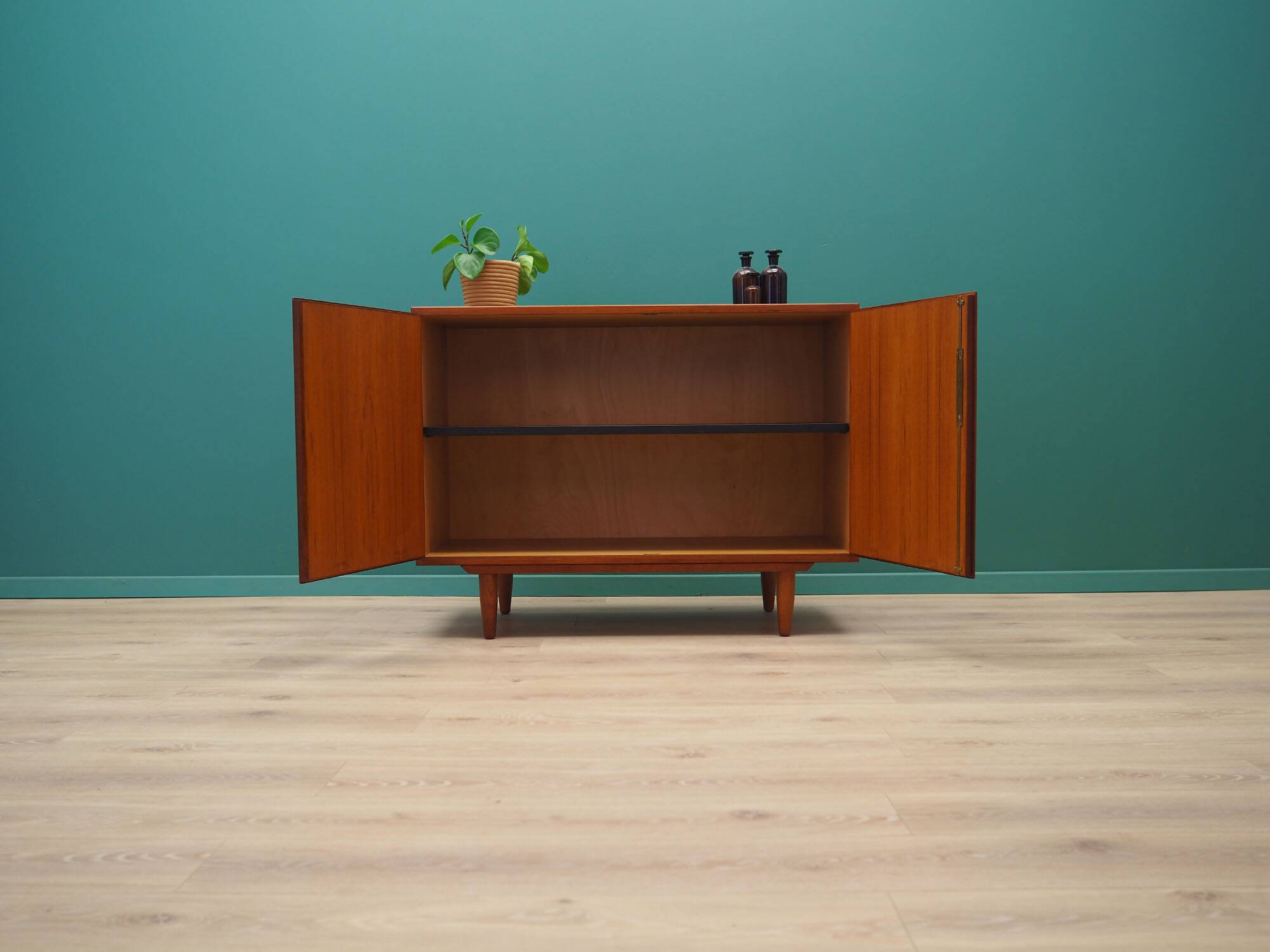 Teak cabinet, Danish design, 1960s, designer: Børge Mogensen, manufacturer: Søborg Møbler