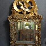 Miroir Régence à parcloses en bois sculpté doré 39 x 65 cm