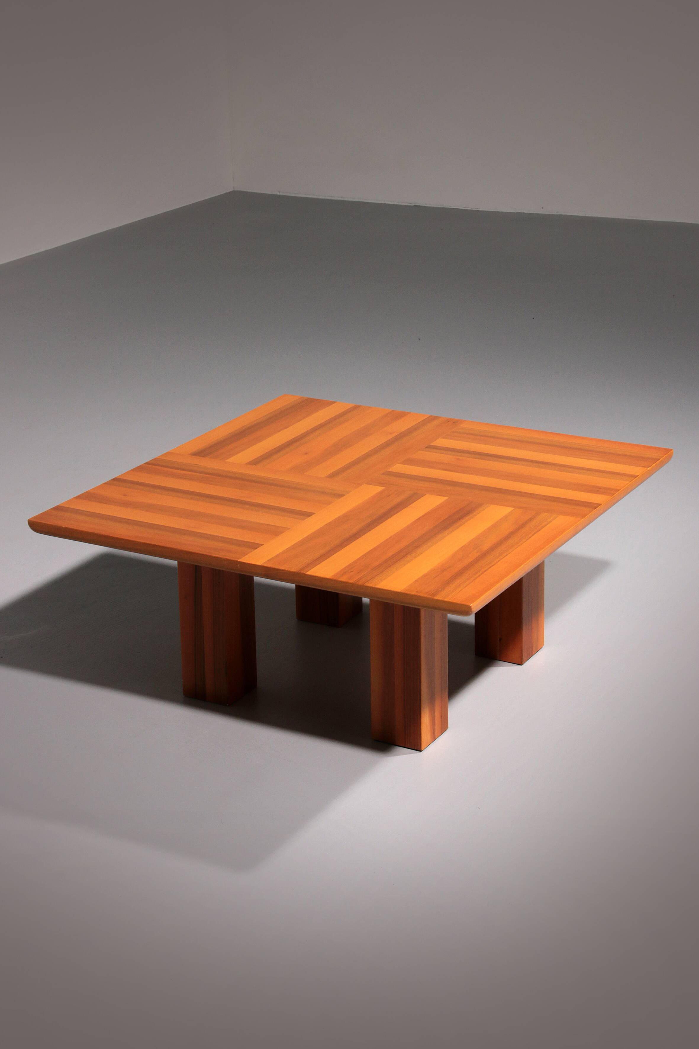 Exquisite Walnut Coffee Table – A Masterpiece of Italian Modernis