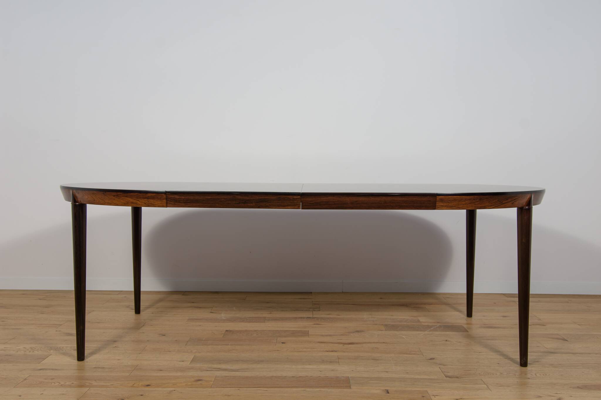 Mid-Century Round Rosewood Dining Table Model 71 by Severin Hansen for Hasl