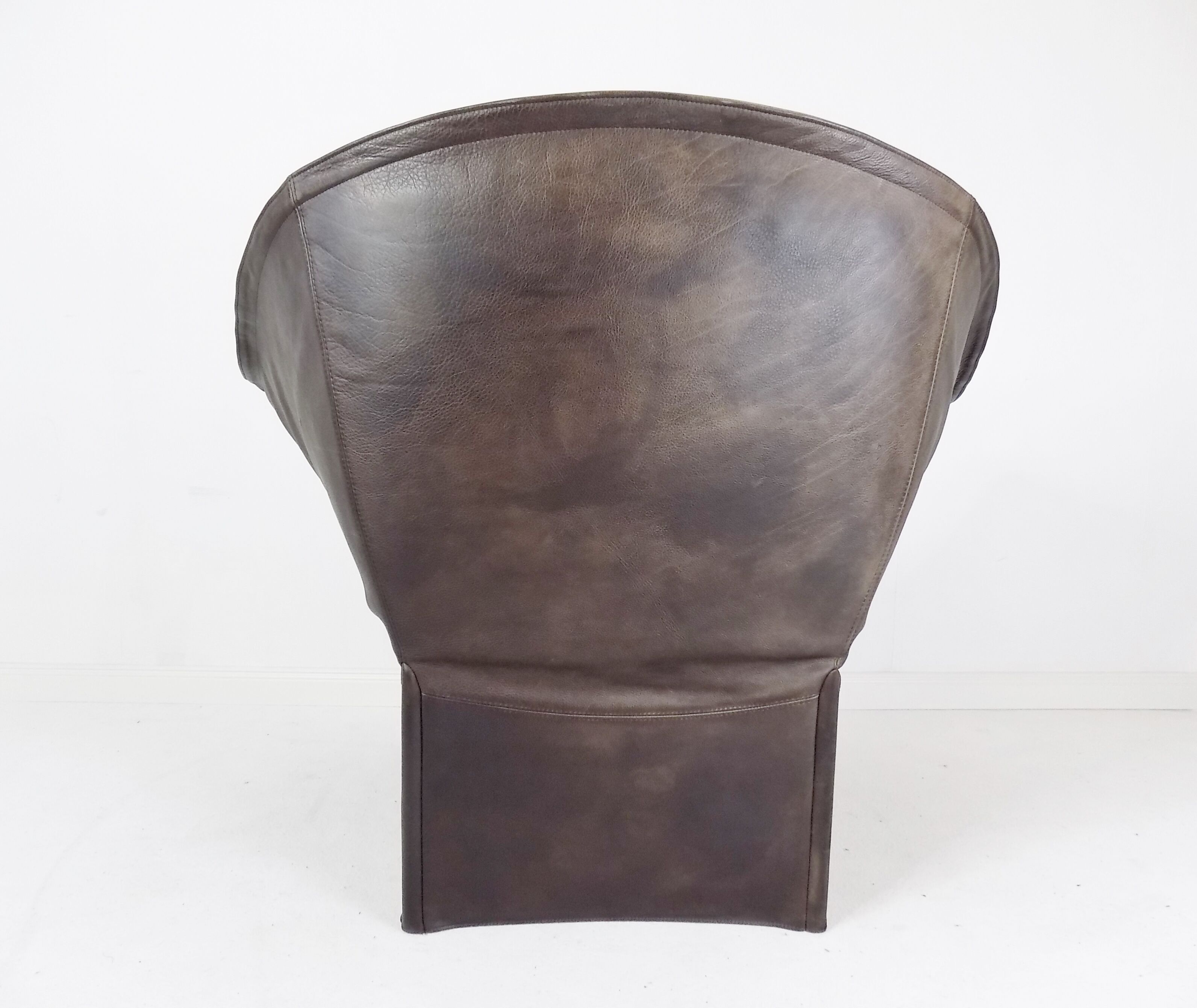 Moel lounge chair by Inga Sempé for Ligne Roset