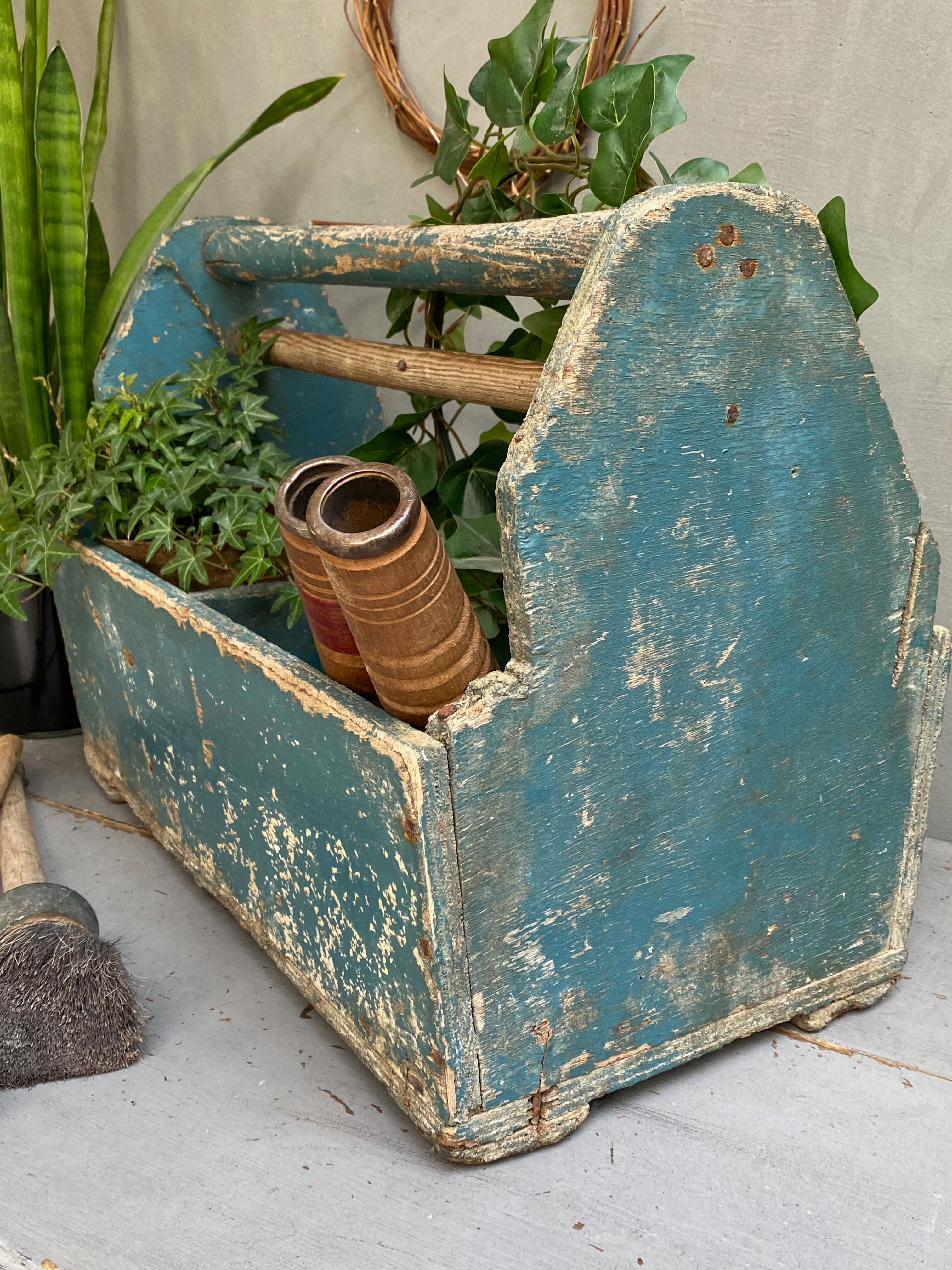 Trendy workshop maid Wabi Sabi