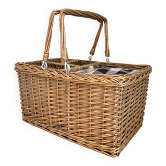 Picnic basket bottle locker