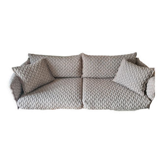 Gentry Moroso sofa, design Patricia Urquiola