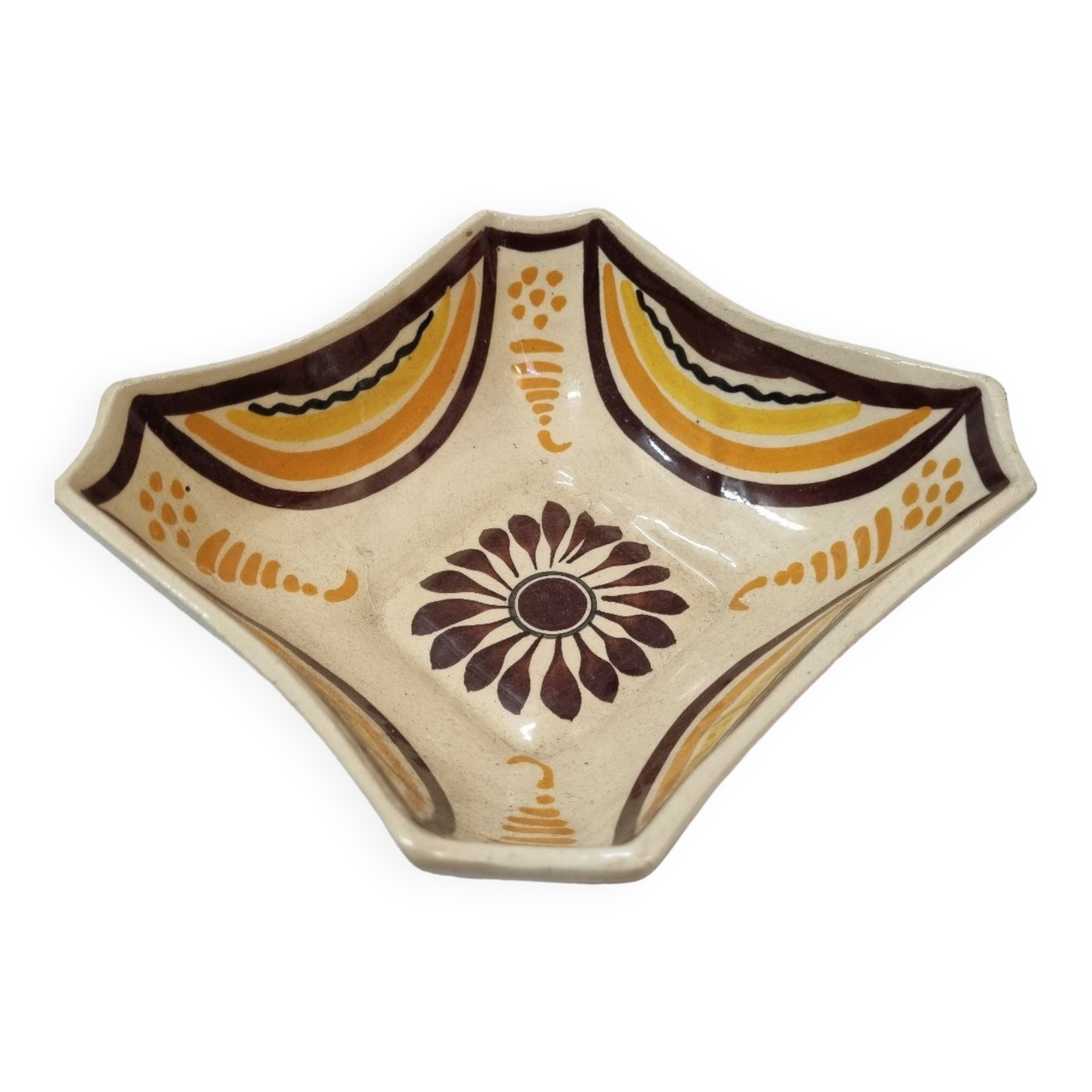 Henriot Quimper earthenware cup, 1920/30