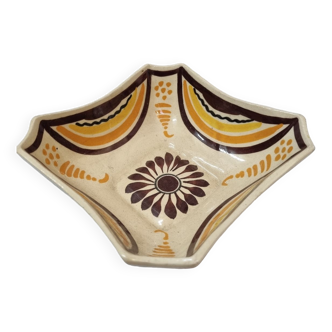 Henriot Quimper earthenware cup, 1920/30