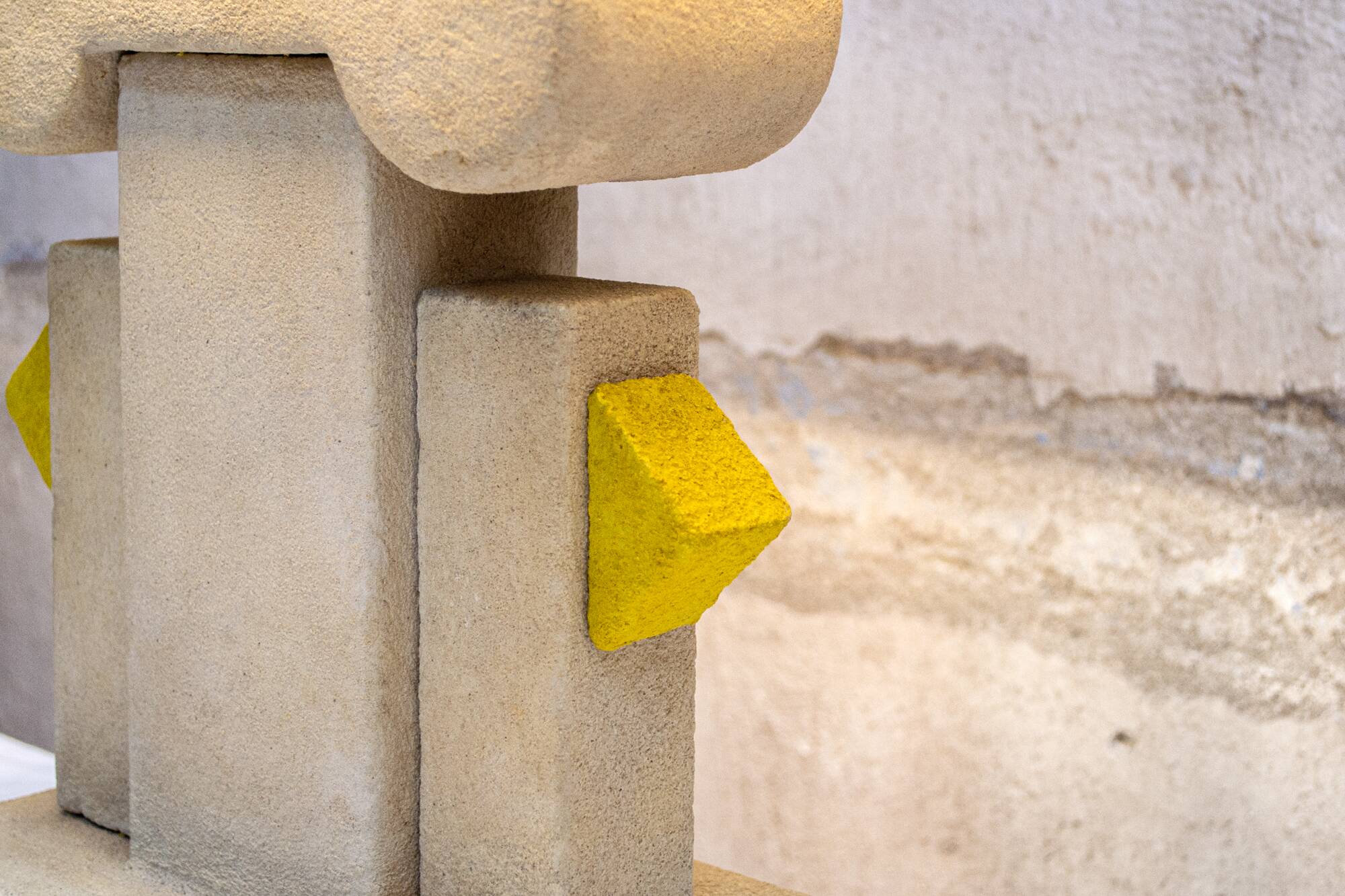 Lampe postmoderne en céramique de L'état du jour Anni '80