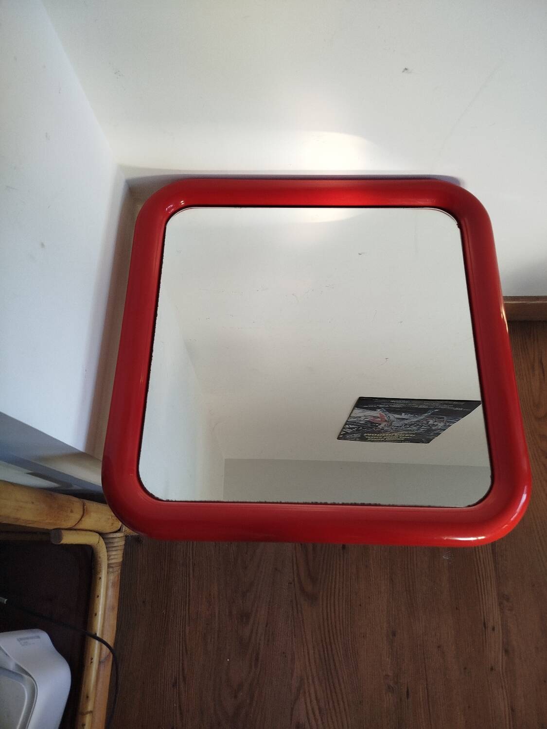 Italian design mirror by Giorgina Castigliani, 1970s