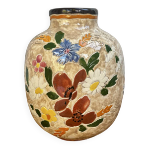 Vase en faïence à décor
