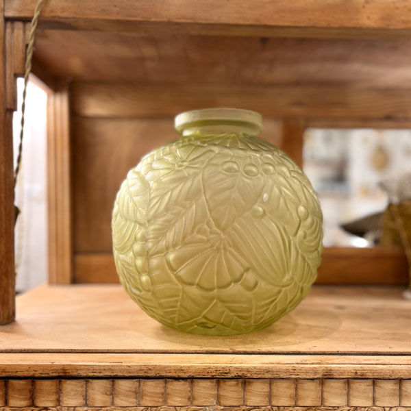 Large Art Deco ball vase in frosted glass ocher yellow