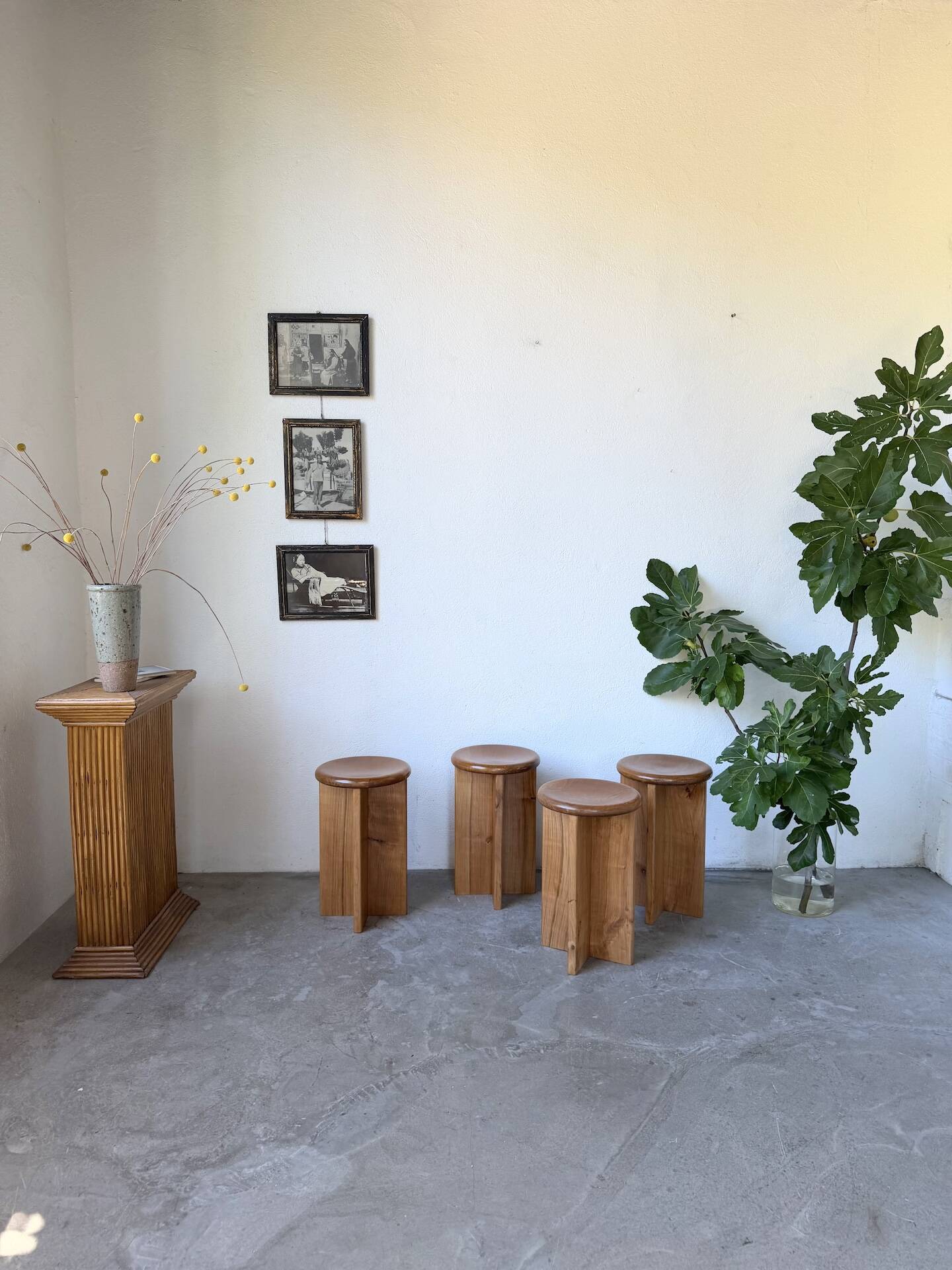 Set of 4 oak stools from the 1950s, constructivist style.