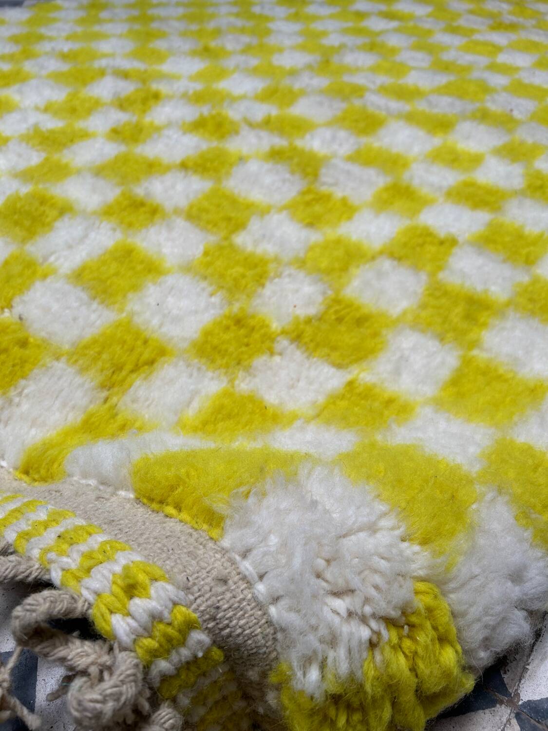 Yellowza checkerboard rug 182x132cm
