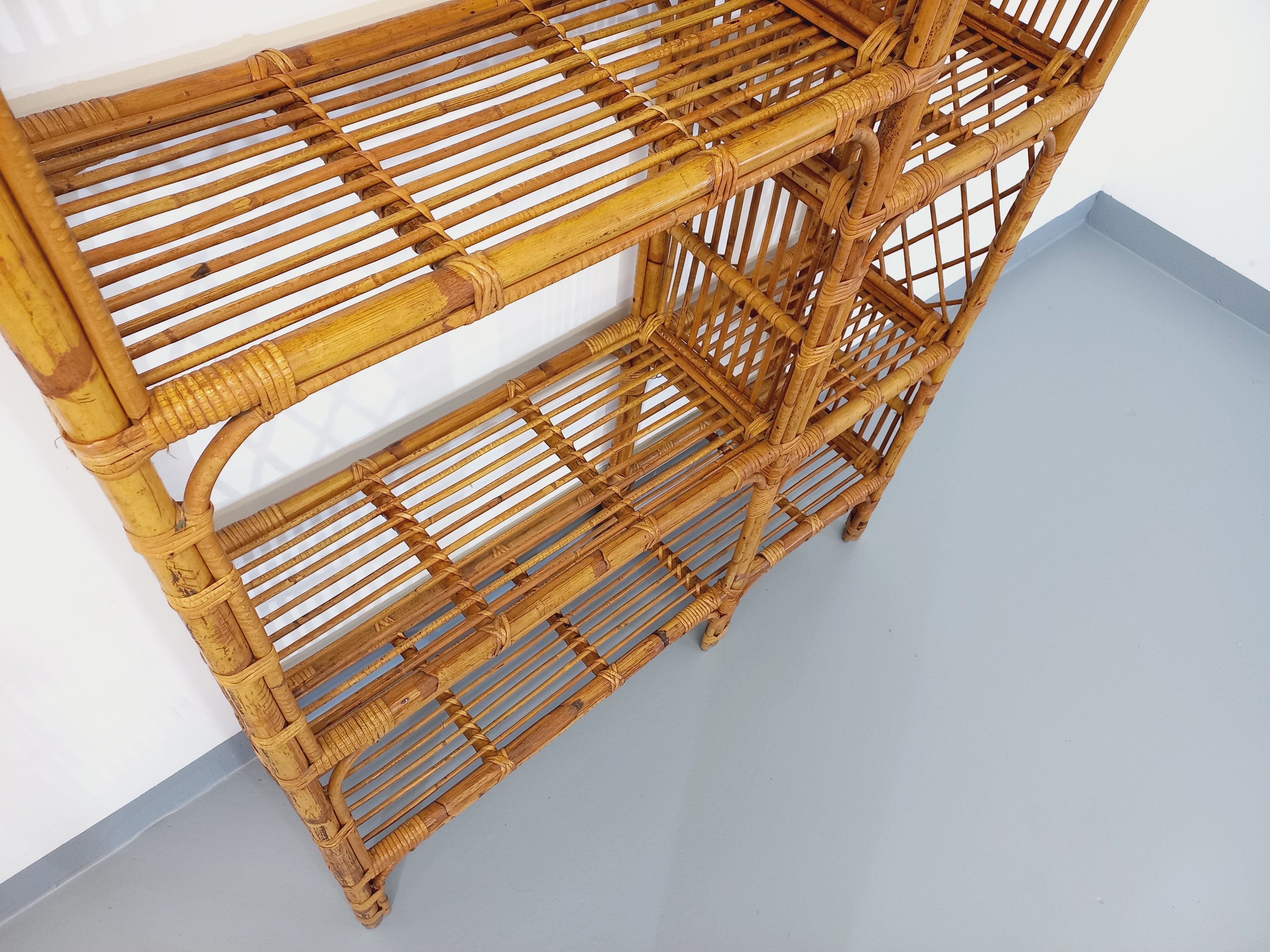 Bookcase vintage rattan shelf from the 60s