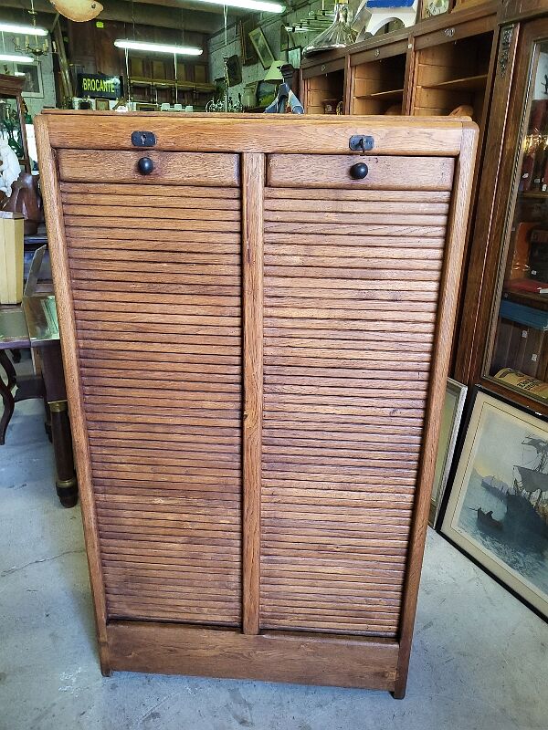 Double curtain binder in oak 1950